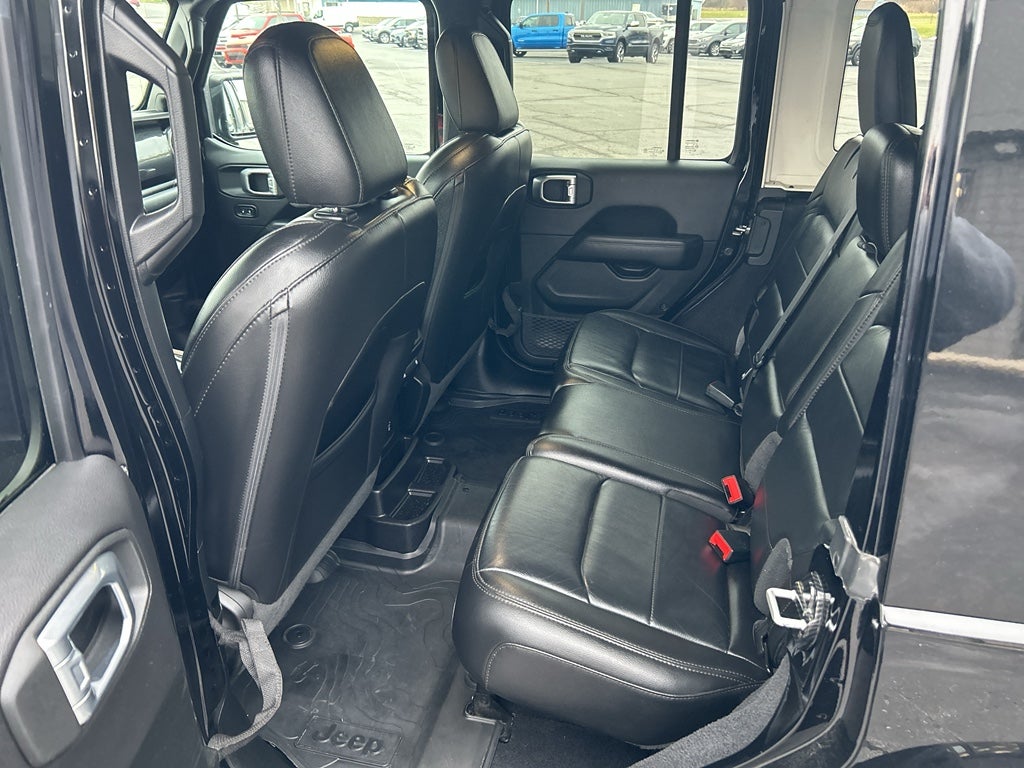 2021 Jeep Wrangler Unlimited Sahara Altitude 4x4