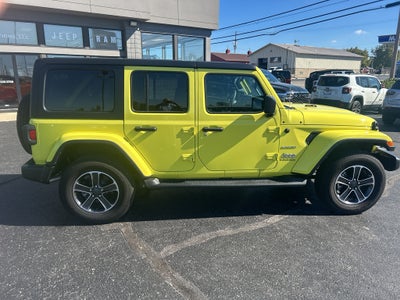 2023 Jeep Wrangler 4-Door Sahara 4x4