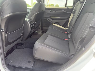 2025 Jeep Grand Cherokee GRAND CHEROKEE LAREDO X 4X4