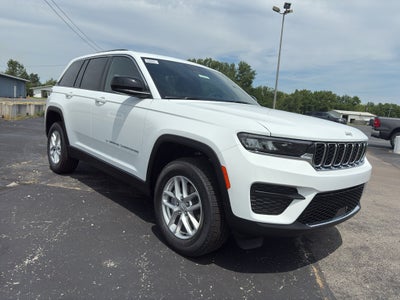 2025 Jeep Grand Cherokee GRAND CHEROKEE LAREDO X 4X4