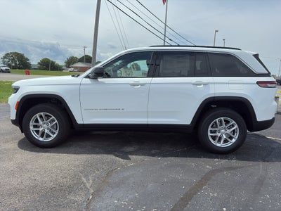 2025 Jeep Grand Cherokee GRAND CHEROKEE LAREDO X 4X4