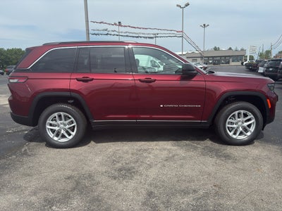 2025 Jeep Grand Cherokee GRAND CHEROKEE LAREDO X 4X4