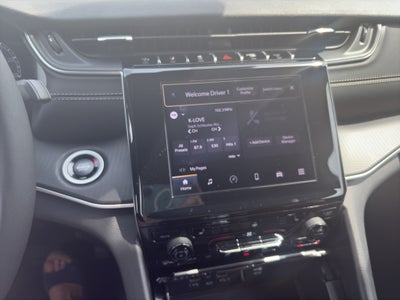 2025 Jeep Grand Cherokee GRAND CHEROKEE LAREDO X 4X4