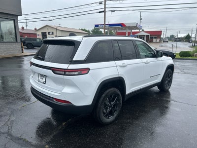 2026 Jeep Grand Cherokee GRAND CHEROKEE LAREDO ALTITUDE 4X4