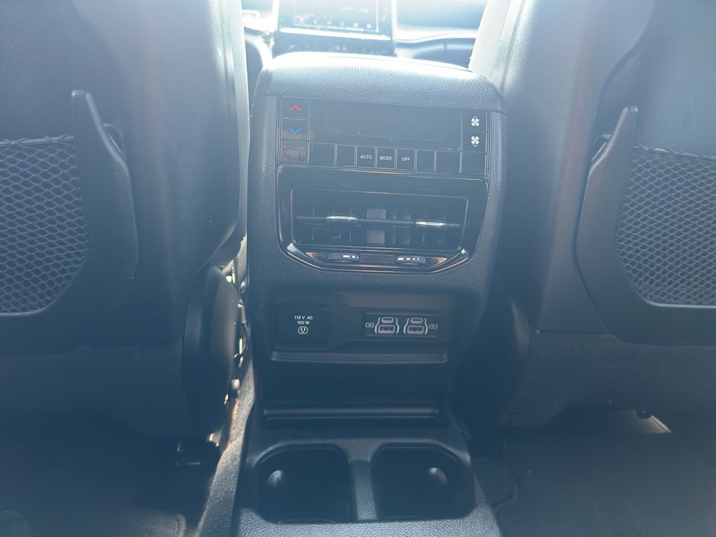 2021 Jeep Grand Cherokee L Altitude 4x4