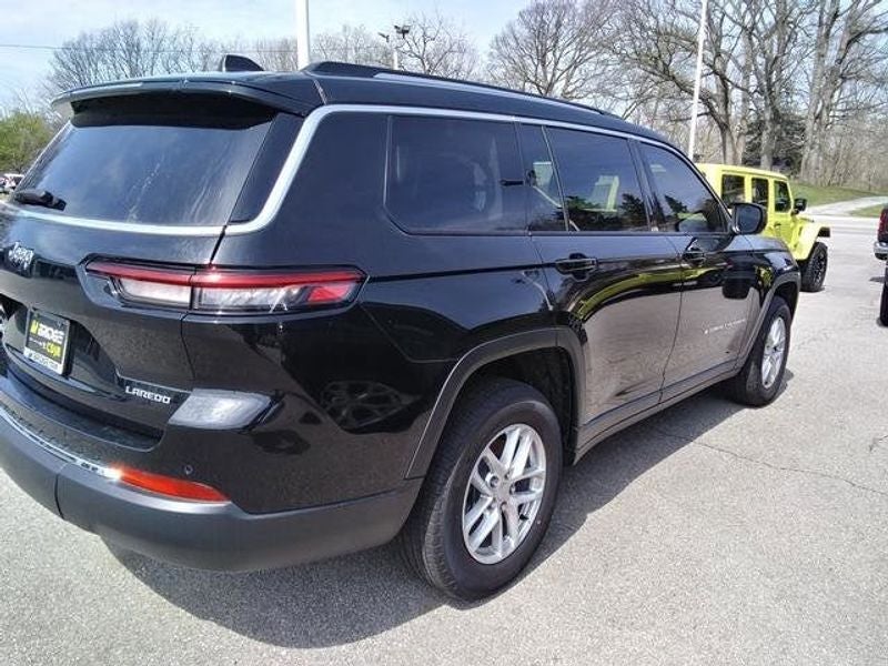 2023 Jeep Grand Cherokee L Laredo 4x4