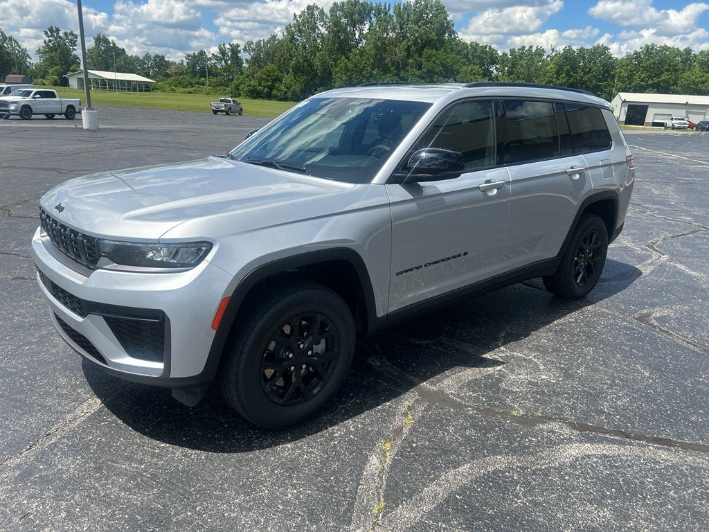 2026 Jeep Grand Cherokee GRAND CHEROKEE L LAREDO ALTITUDE 4X4