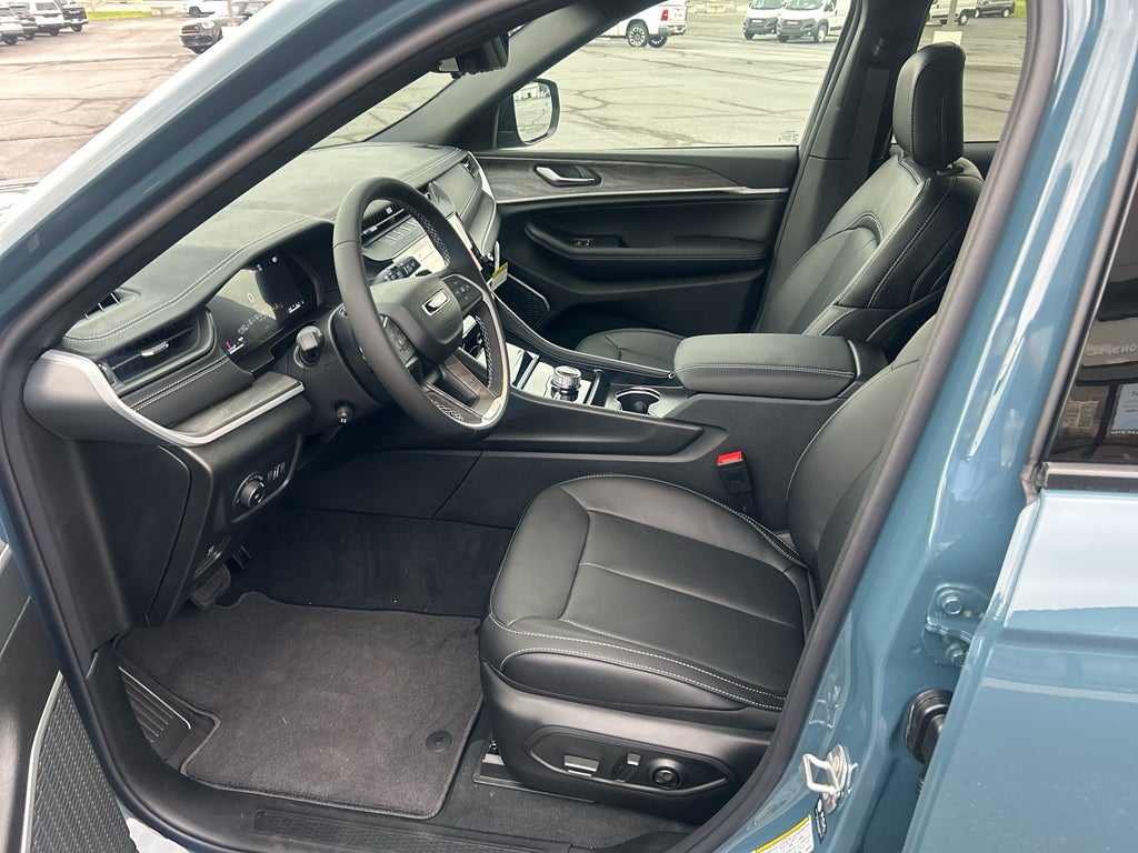 2026 Jeep Grand Cherokee GRAND CHEROKEE L LIMITED RESERVE 4X4
