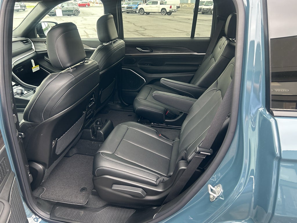 2026 Jeep Grand Cherokee GRAND CHEROKEE L LIMITED RESERVE 4X4