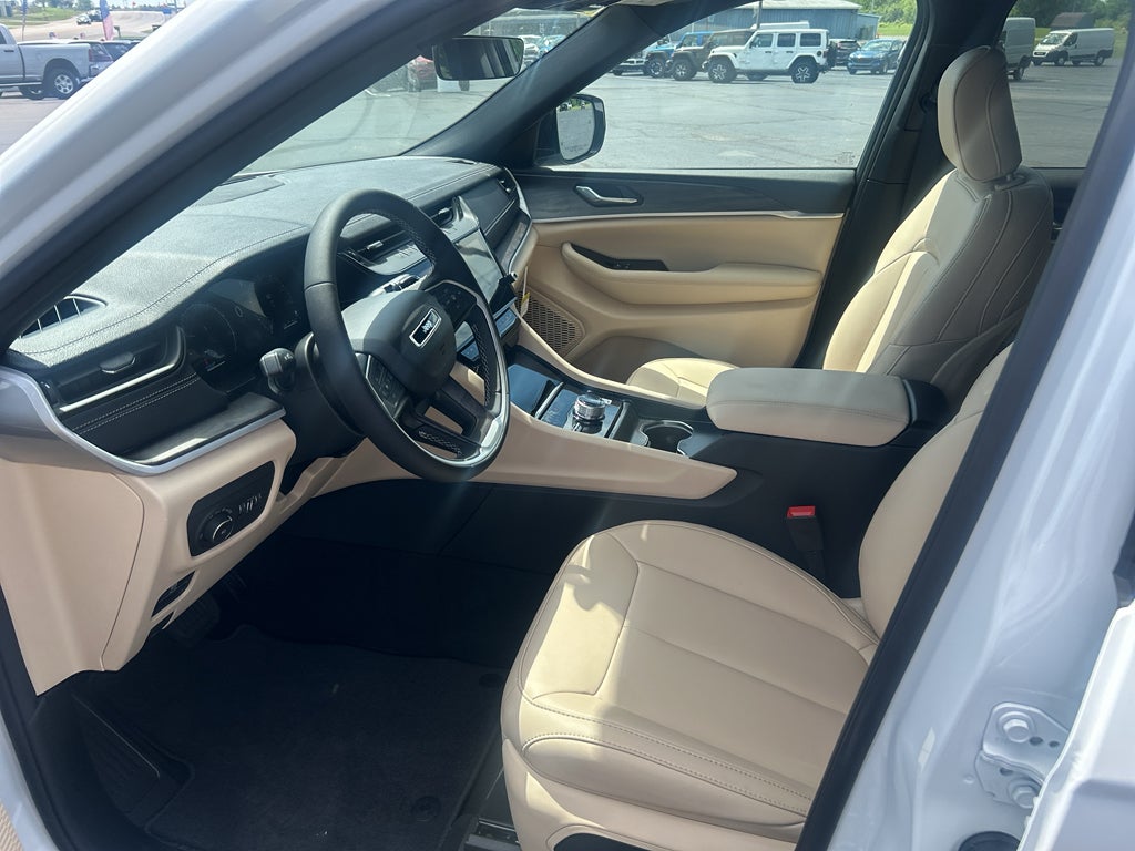 2026 Jeep Grand Cherokee GRAND CHEROKEE L LIMITED 4X4