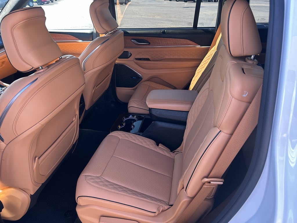 2022 Jeep Grand Cherokee L Summit Reserve 4x4