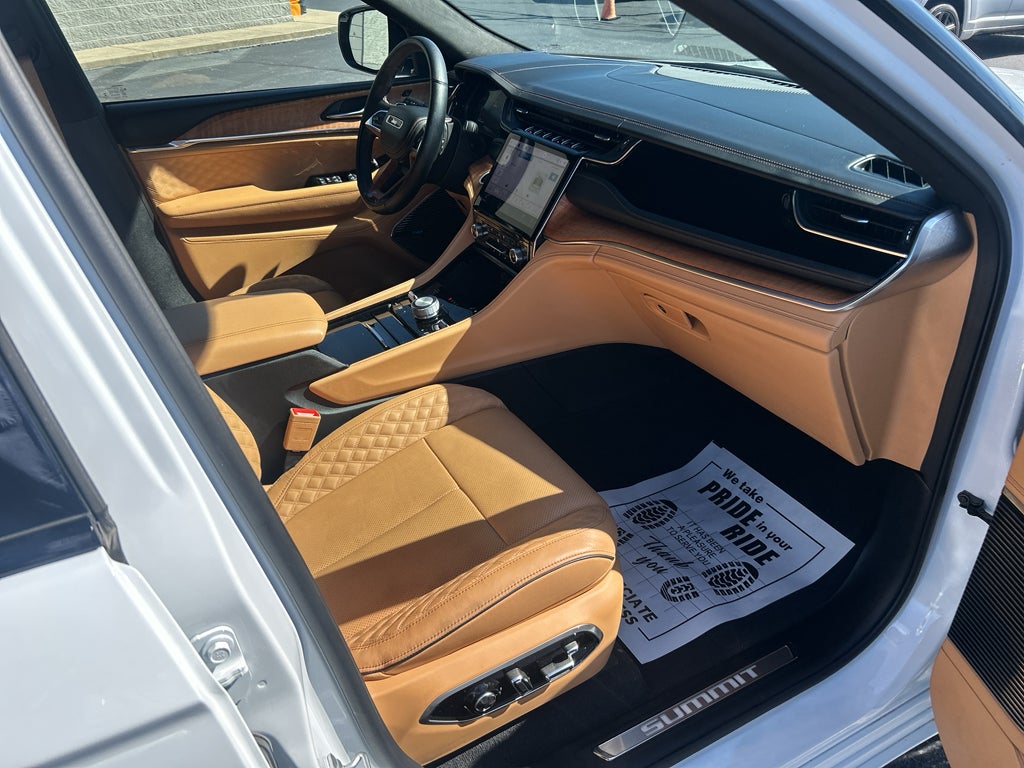 2022 Jeep Grand Cherokee L Summit Reserve 4x4