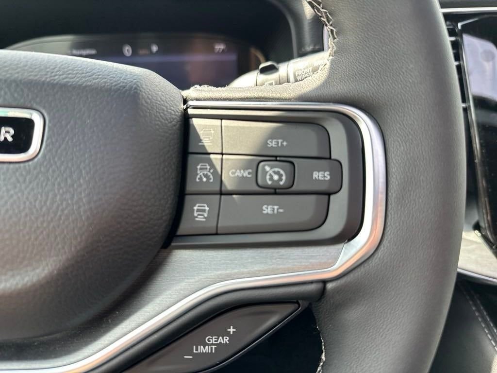 2024 Jeep Wagoneer Series II Carbide 4x4