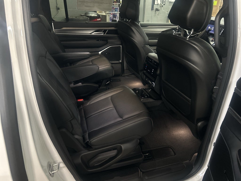 2026 Jeep Grand Wagoneer GRAND WAGONEER LIMITED ALTITUDE 4X4