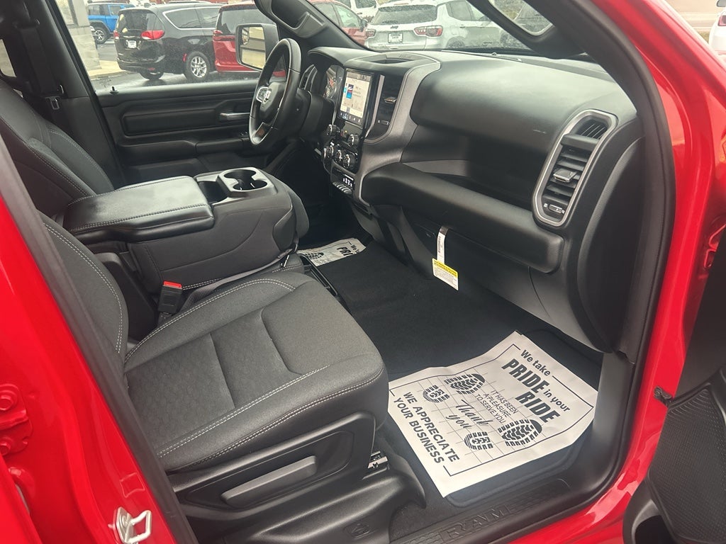 2025 RAM 1500 Tradesman Quad Cab 4x4 6'4' Box