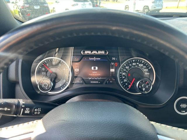 2023 RAM 1500 Big Horn Crew Cab 4x4 5'7' Box