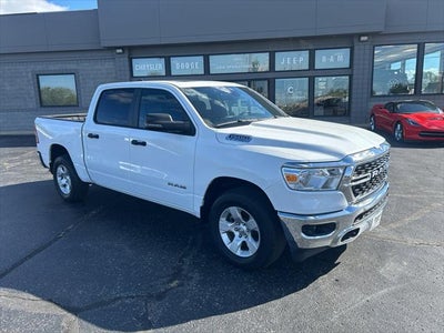 2023 RAM 1500 Big Horn Crew Cab 4x4 5'7' Box