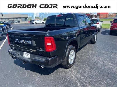 2025 RAM 1500 Big Horn Crew Cab 4x4 5'7' Box