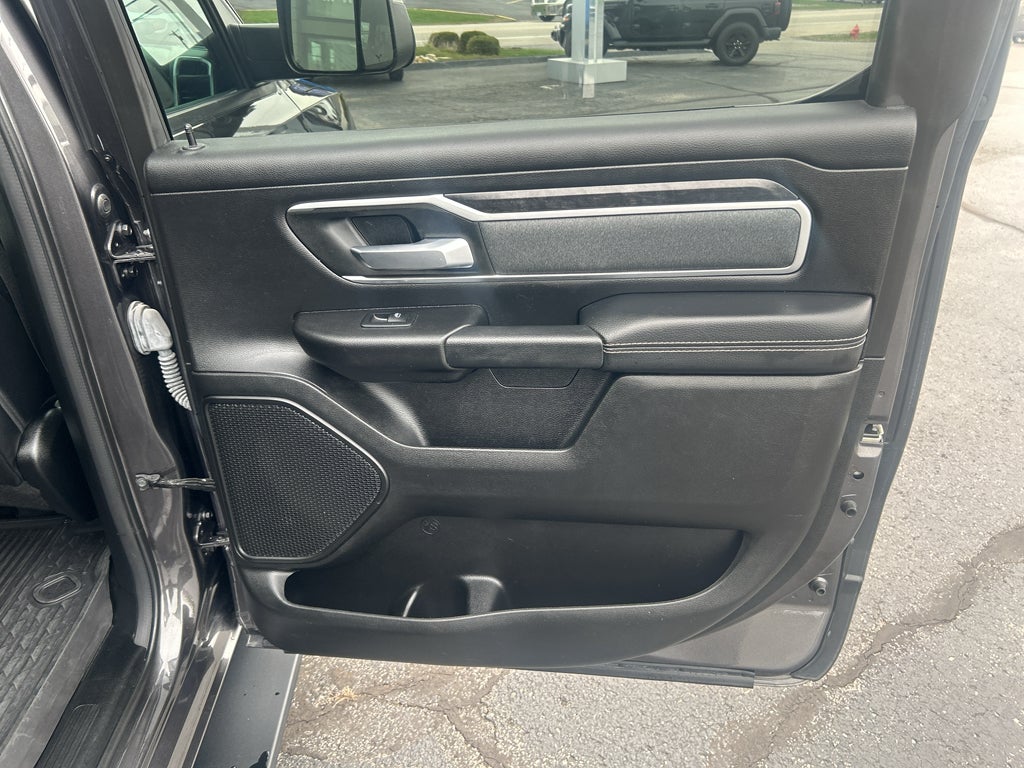 2021 RAM 1500 Big Horn Crew Cab 4x4 5'7' Box