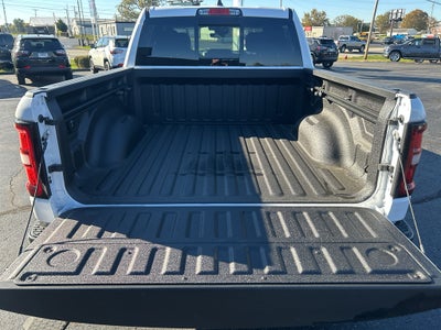 2026 RAM Ram 1500 RAM 1500 TRADESMAN CREW CAB 4X4 5'7' BOX