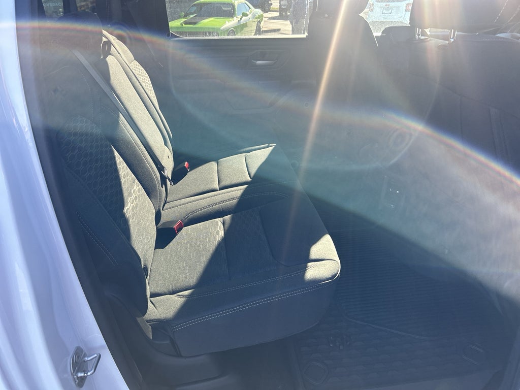 2026 RAM Ram 1500 RAM 1500 TRADESMAN CREW CAB 4X4 5'7' BOX