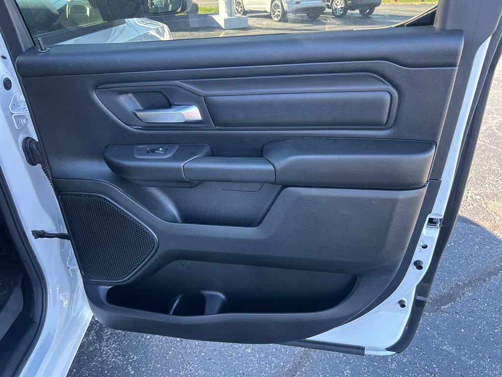 2026 RAM Ram 1500 RAM 1500 TRADESMAN CREW CAB 4X4 5'7' BOX