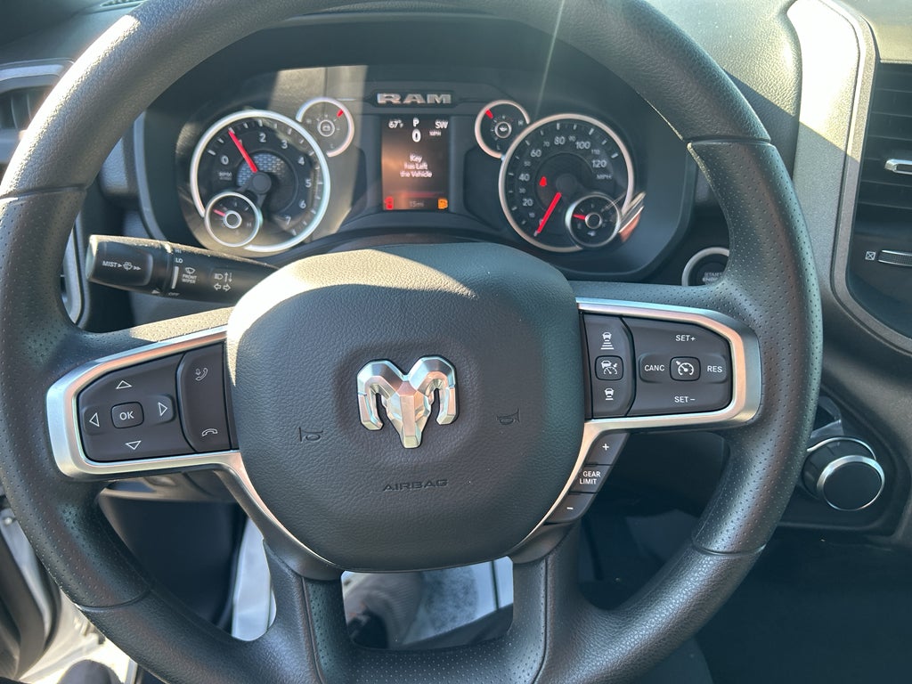 2026 RAM Ram 1500 RAM 1500 TRADESMAN CREW CAB 4X4 5'7' BOX