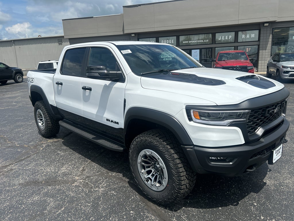 2026 RAM Ram 1500 RAM 1500 RHO CREW CAB 4X4 5'7' BOX
