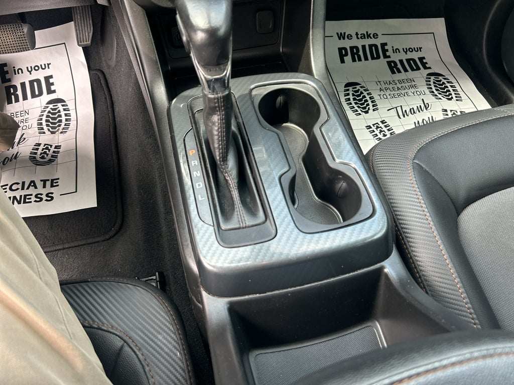 2022 GMC Canyon 4WD Crew Cab Short Box AT4 - Cloth