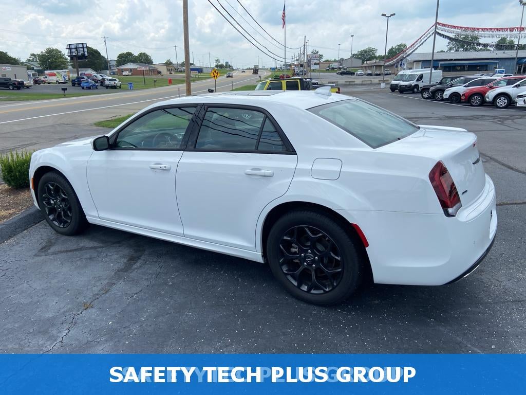 2023 Chrysler 300 Touring L AWD
