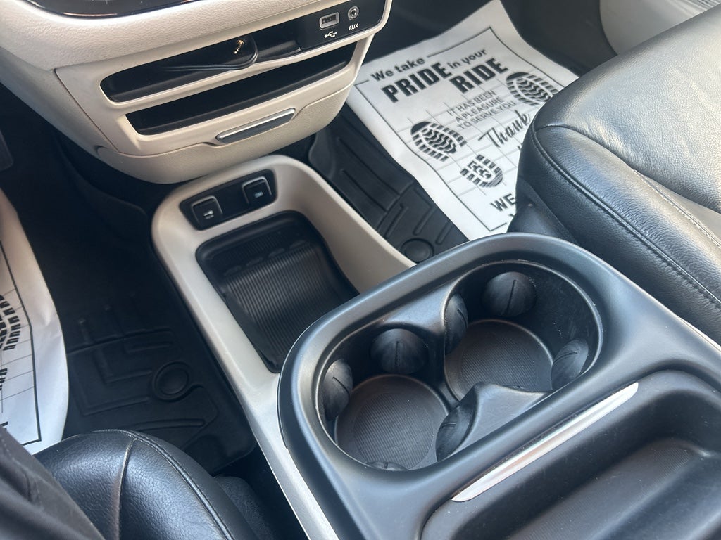 2017 Chrysler Pacifica Touring-L