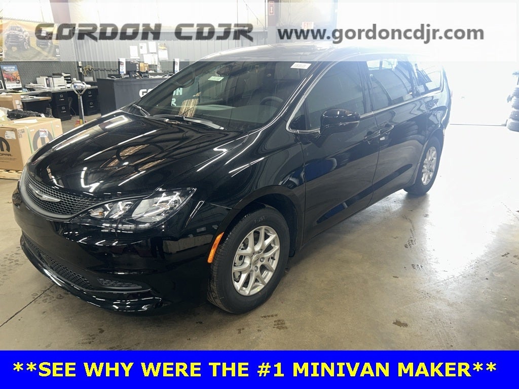 2025 Chrysler VOYAGER