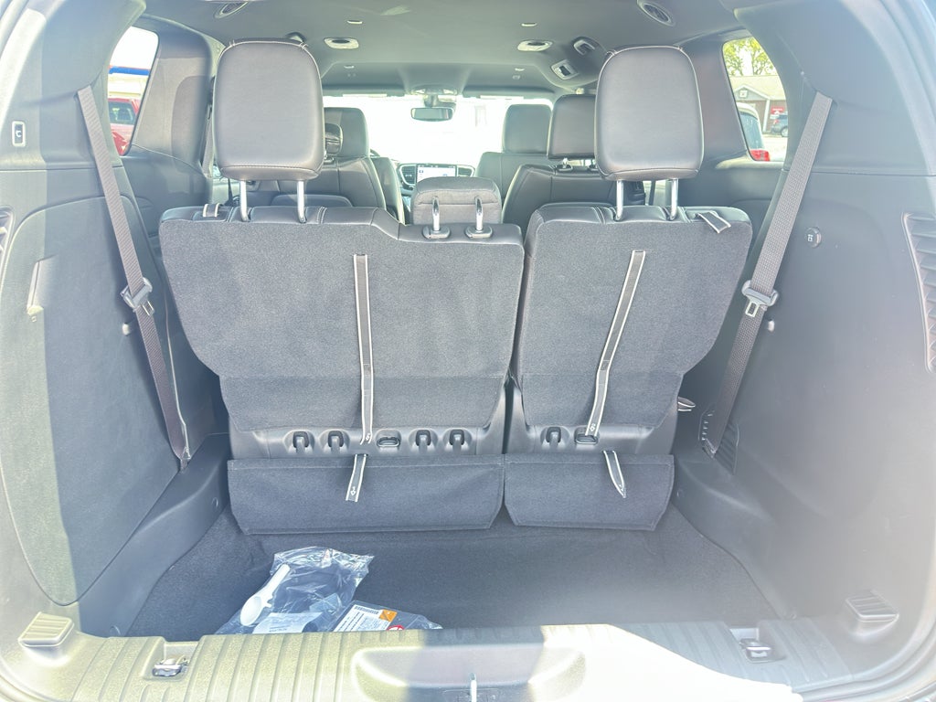 2025 Chrysler Voyager LX