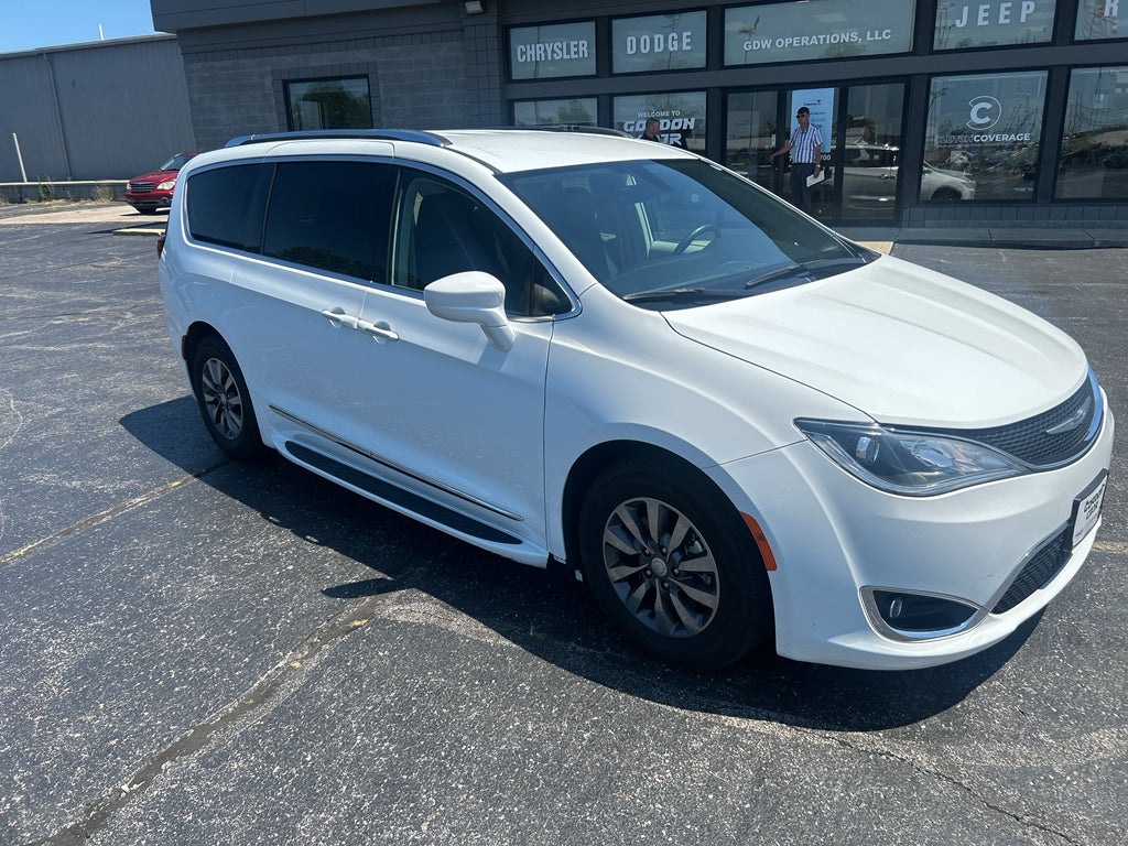 2019 Chrysler Pacifica Touring L Plus