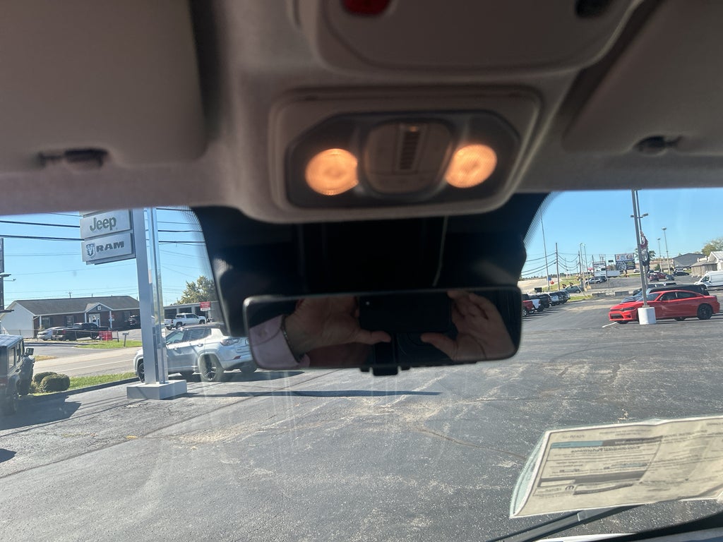 2025 RAM ProMaster 1500 Cargo Van Tradesman Low Roof 136' WB w/Pass Seat