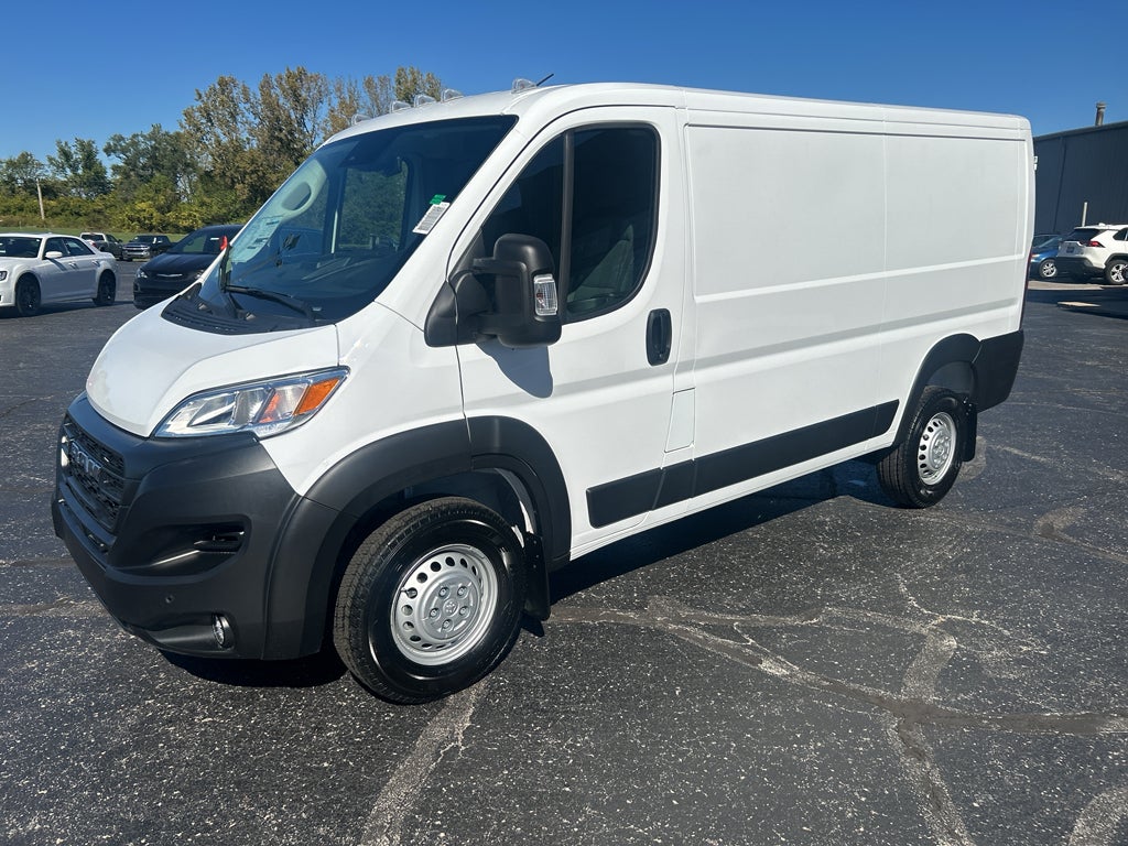 2025 RAM ProMaster 1500 Cargo Van Tradesman Low Roof 136' WB w/Pass Seat