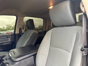 2019 RAM 2500 Big Horn Crew Cab 4x4 6&#39;4&#39; Box