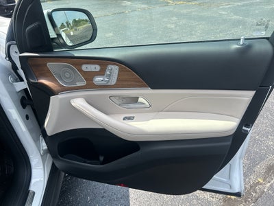2025 Mercedes-Benz GLS 450 4MATIC®