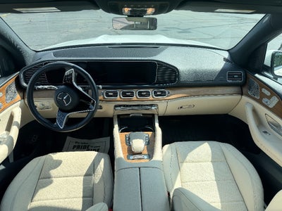 2025 Mercedes-Benz GLS 450 4MATIC®