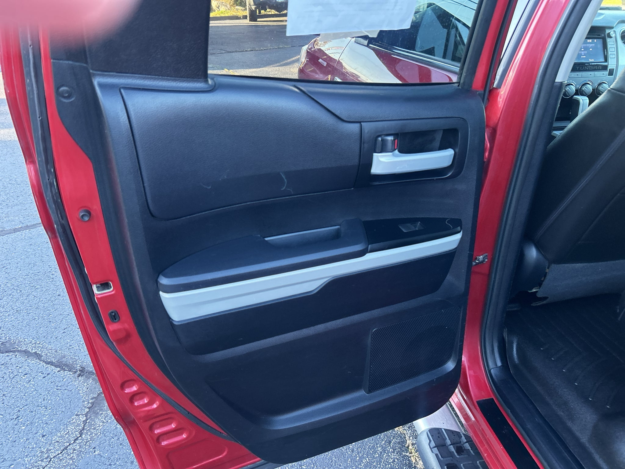 2014 Toyota Tundra SR5 5.7L V8