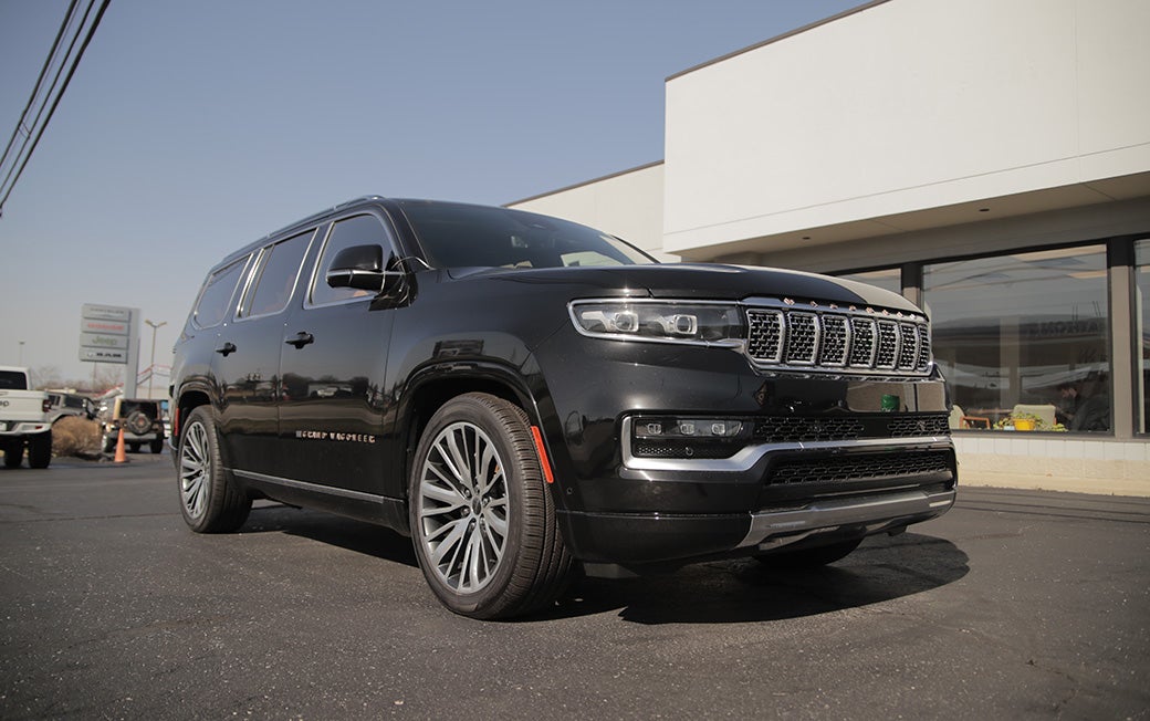 Gordon CDJR Wagoneer